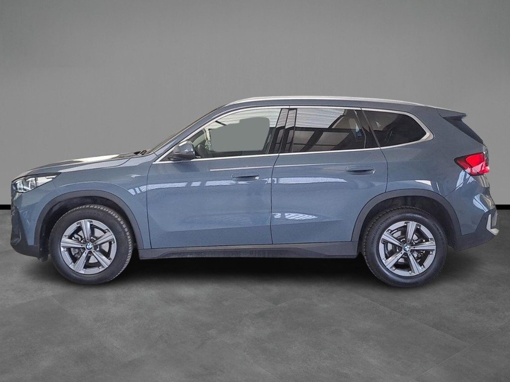 BMW X1 sDrive 18d Aut. + Tetto apr. - 3