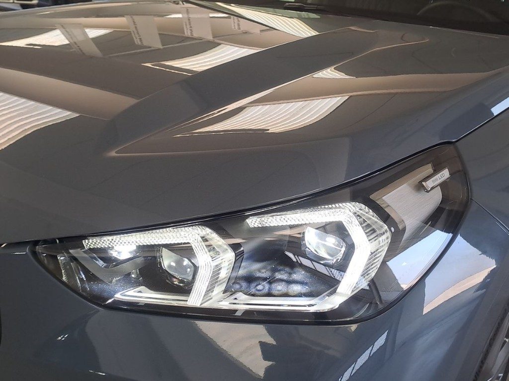 BMW X1 sDrive 18d Aut. + Tetto apr. - 6