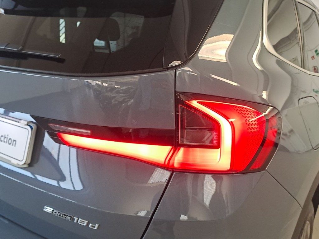 BMW X1 sDrive 18d Aut. + Tetto apr. - 7