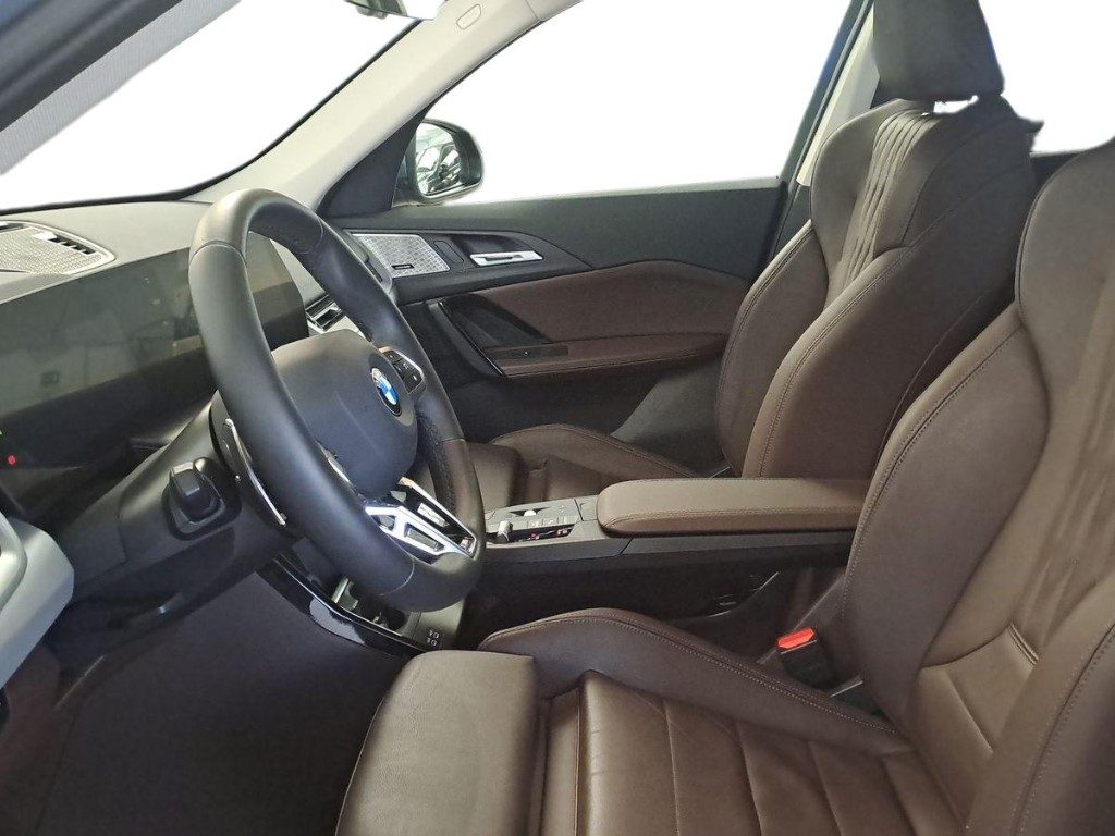 BMW X1 sDrive 18d Aut. + Tetto apr. - 10