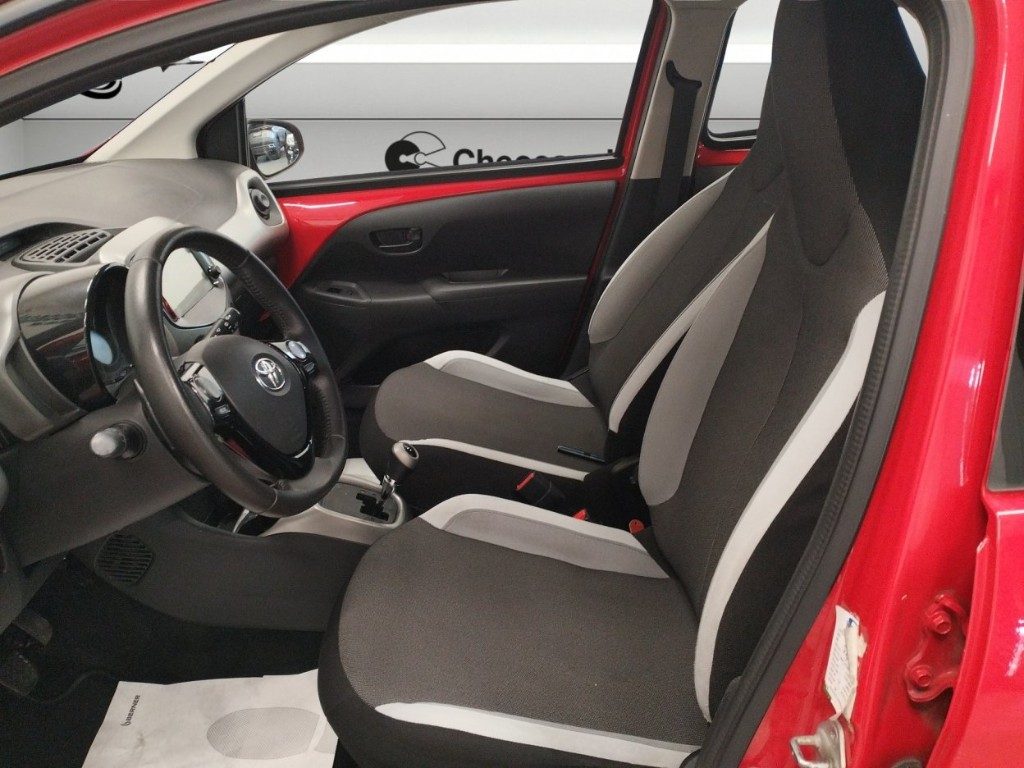 TOYOTA Aygo 1.0 VVT-i 69 CV 5 porte x-clusiv MMT - 8