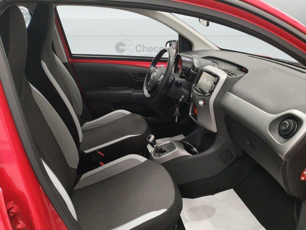 TOYOTA Aygo 1.0 VVT-i 69 CV 5 porte x-clusiv MMT - 13