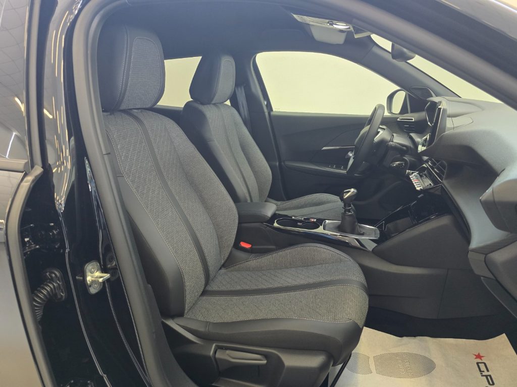 PEUGEOT 2008 PureTech 100 S&S Allure - 25