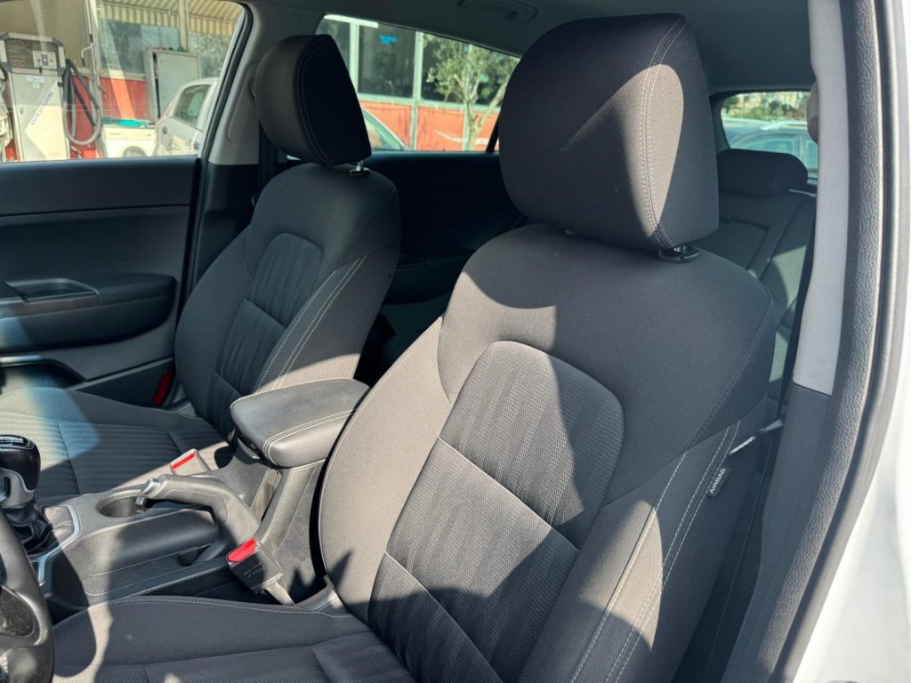 KIA Sportage 1.6 GDI 2WD COOL - 18