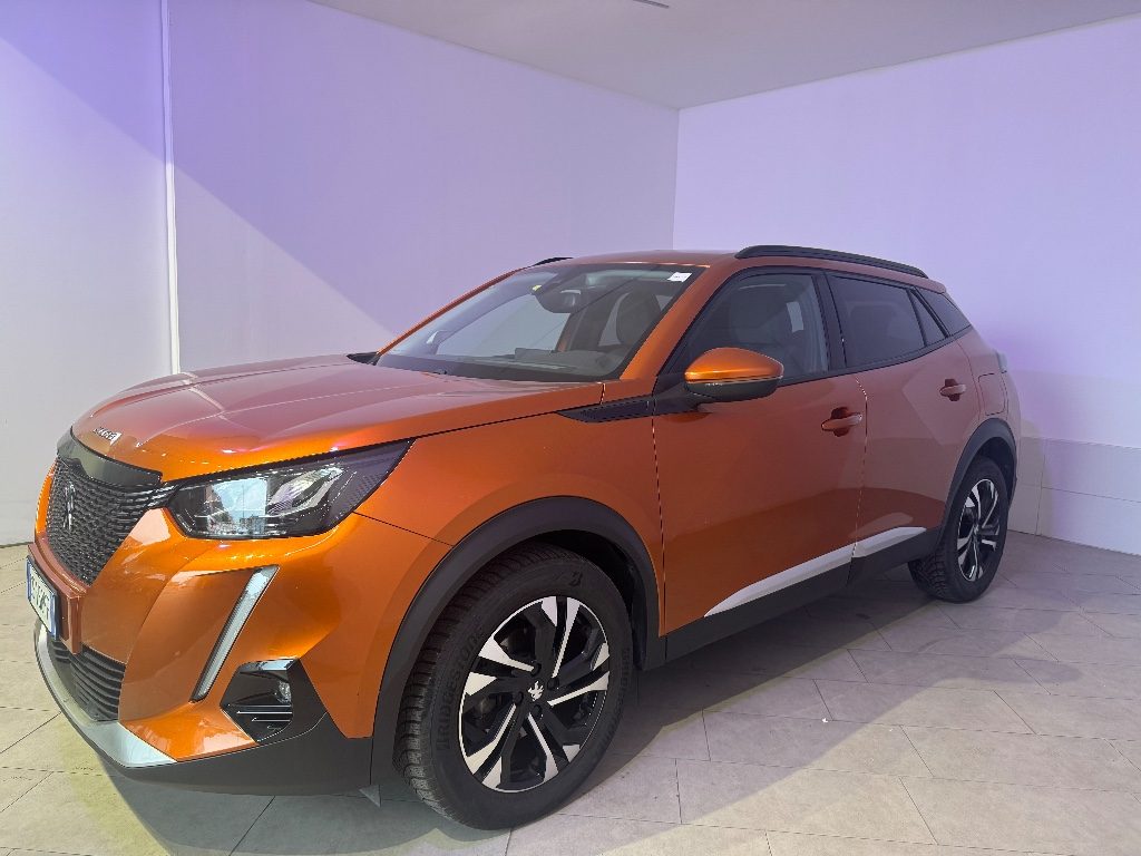 PEUGEOT 2008 BlueHDi 110 S&S GT - 19