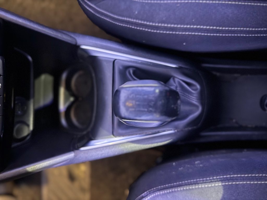 PEUGEOT 208 1° serie PureTech 82 5 porte Allure - 16