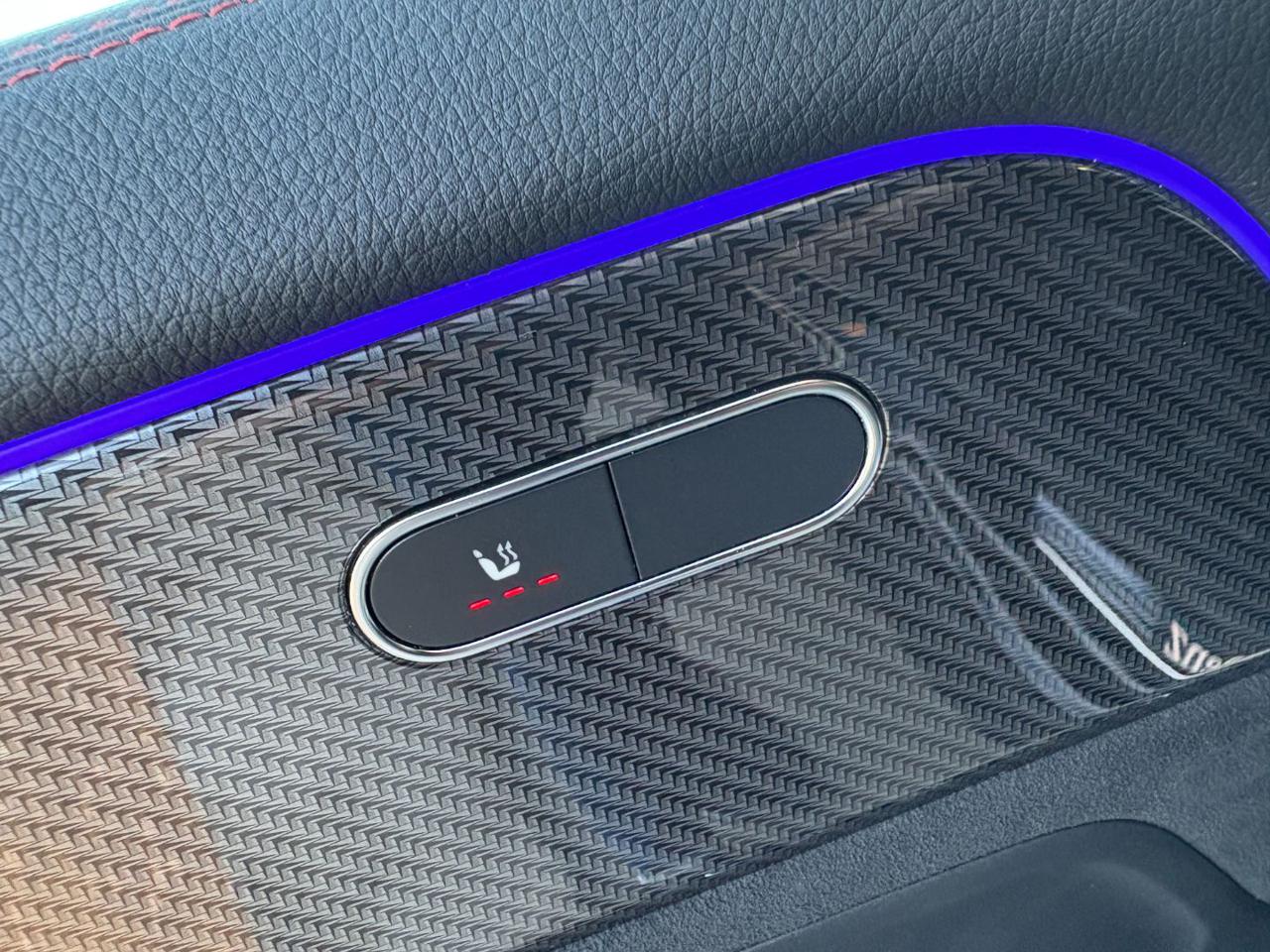 MERCEDES-BENZ GLA 200 d Automatic Premium Amg Pack Night - 16