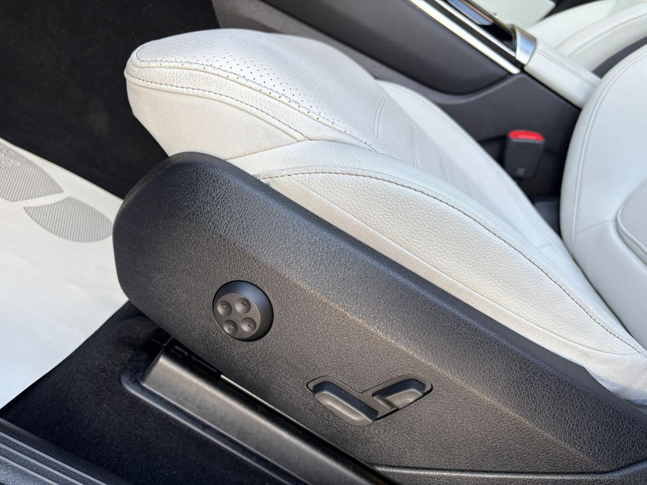 MERCEDES-BENZ GLC 220 d 4Matic Mild Hybrid AMG Premium TETTO. - 39