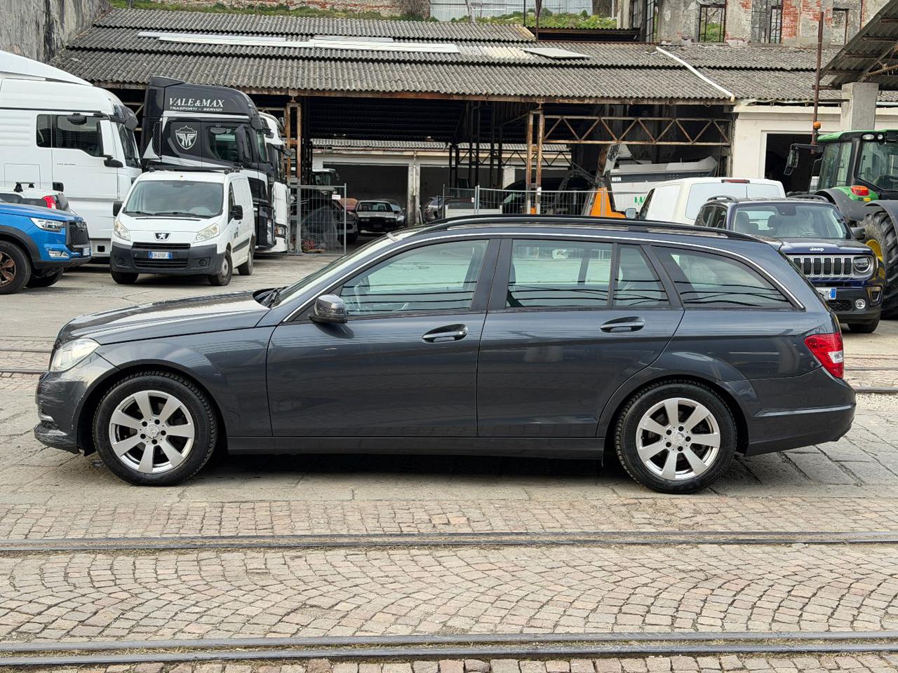 MERCEDES-BENZ C 180 CDI S.W. Trend - 4