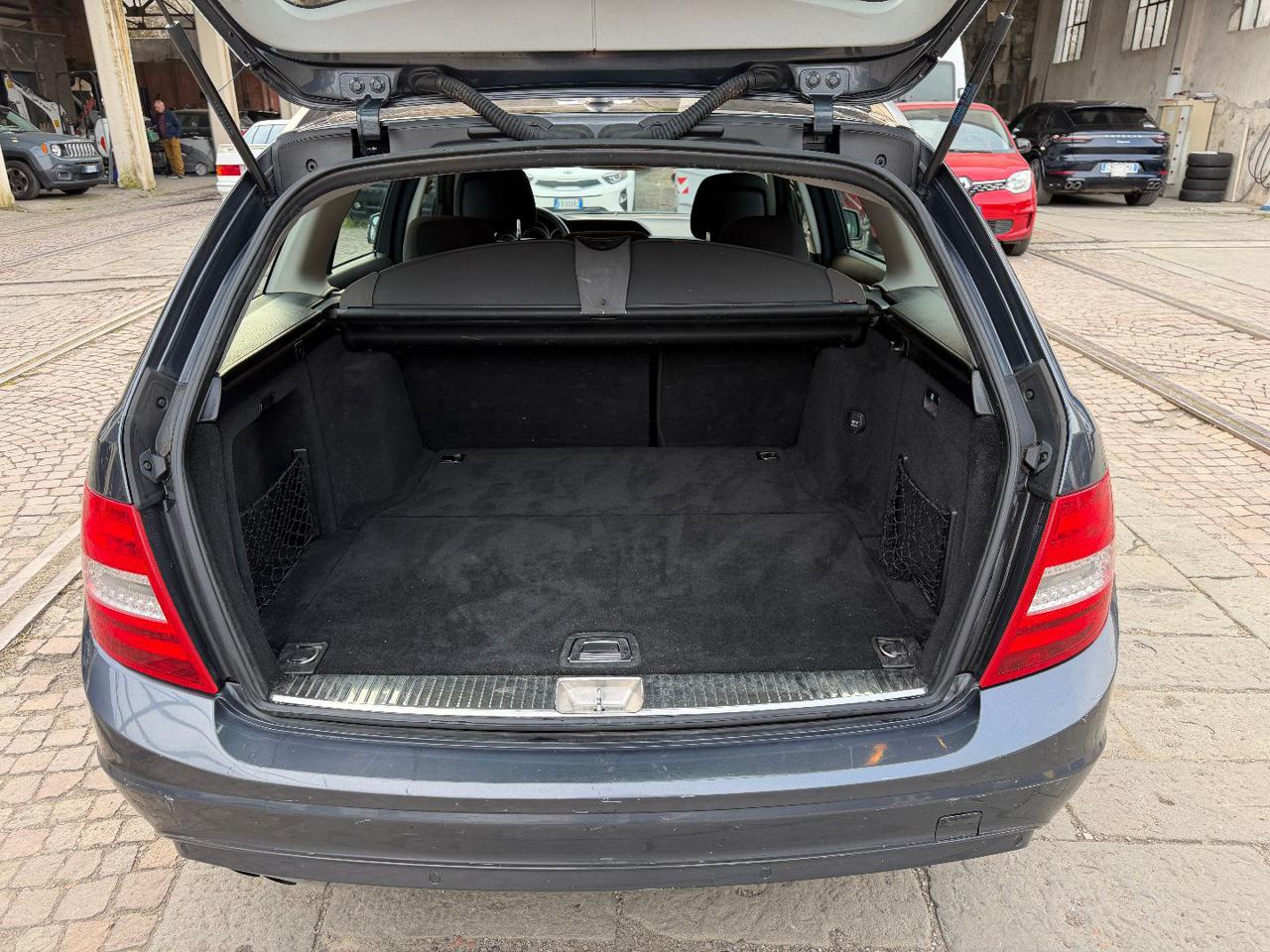 MERCEDES-BENZ C 180 CDI S.W. Trend - 13