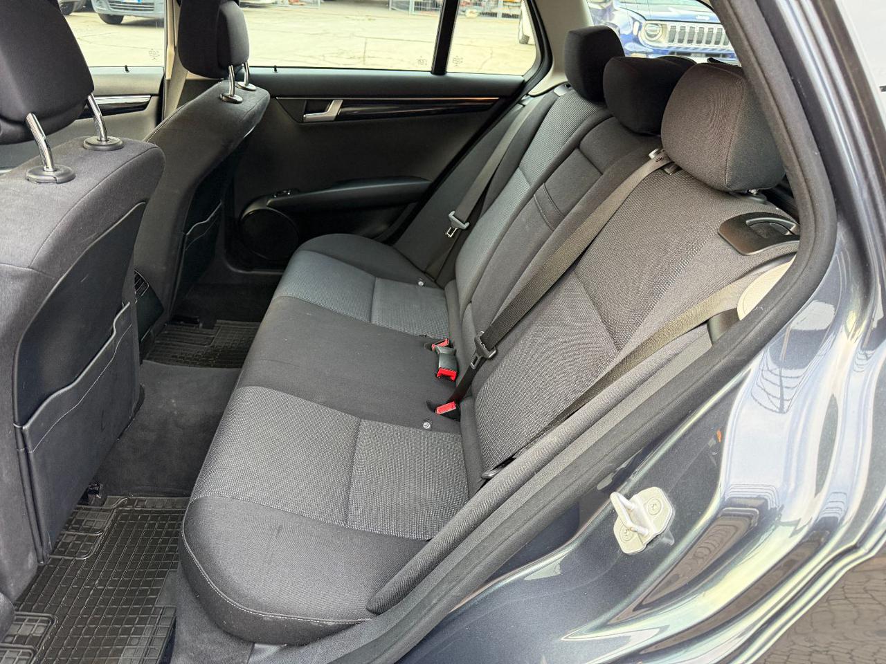 MERCEDES-BENZ C 180 CDI S.W. Trend - 10