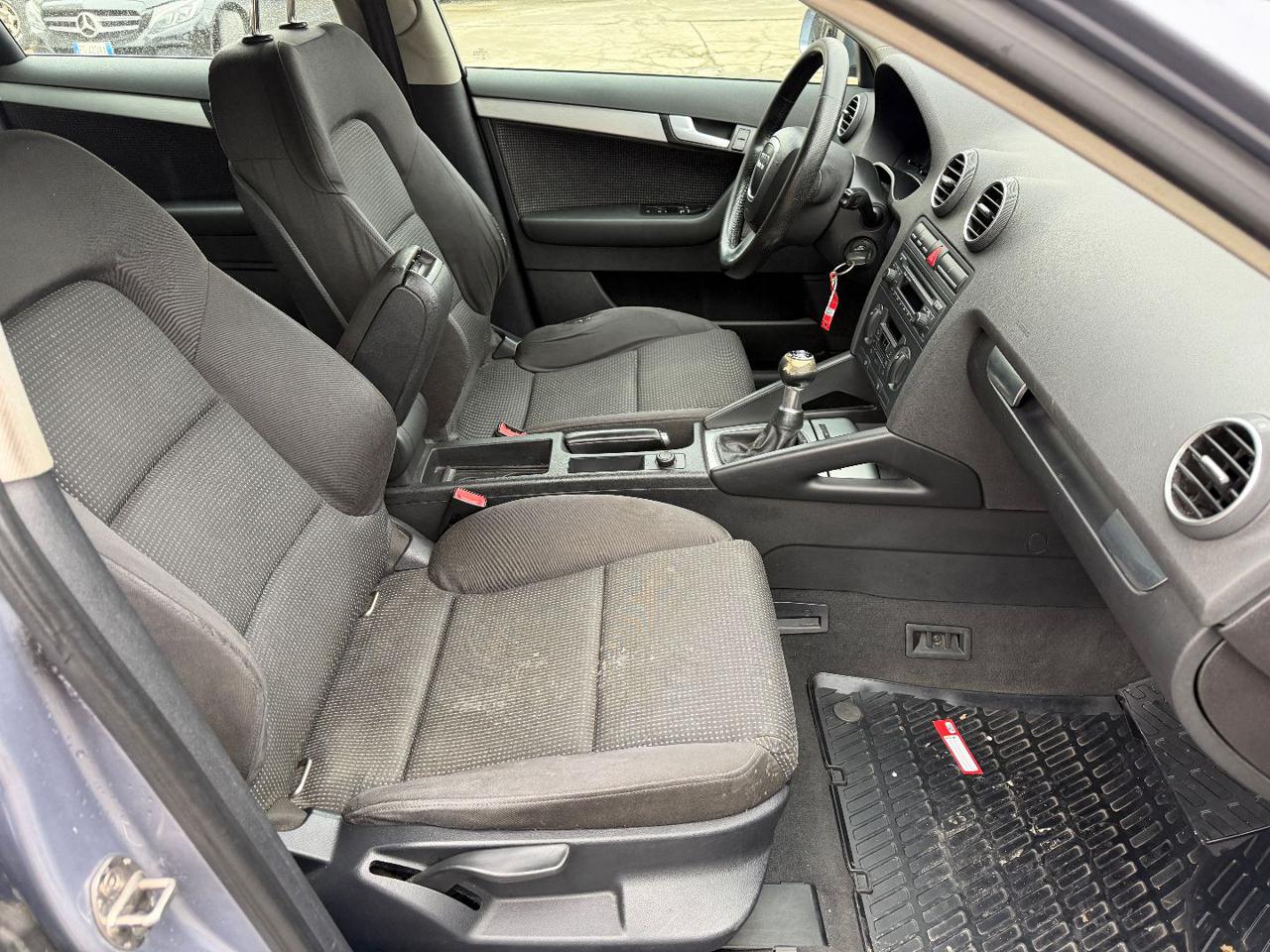 AUDI A3 SPB 2.0 16V TDI Ambition - 14