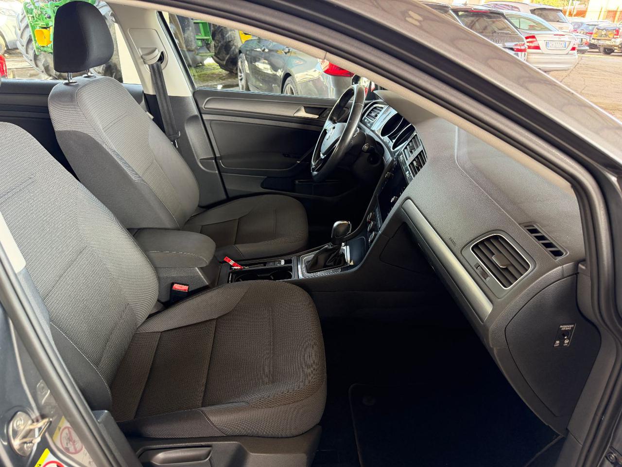 VOLKSWAGEN Golf 2.0 TDI DSG 5p. Business BlueMotion Technology - 18