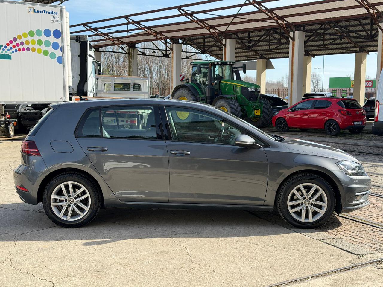 VOLKSWAGEN Golf 2.0 TDI DSG 5p. Business BlueMotion Technology - 4