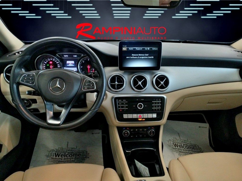 MERCEDES-BENZ GLA 200 d Automatic Sport Unico Prop. Pronta Consegna - 14