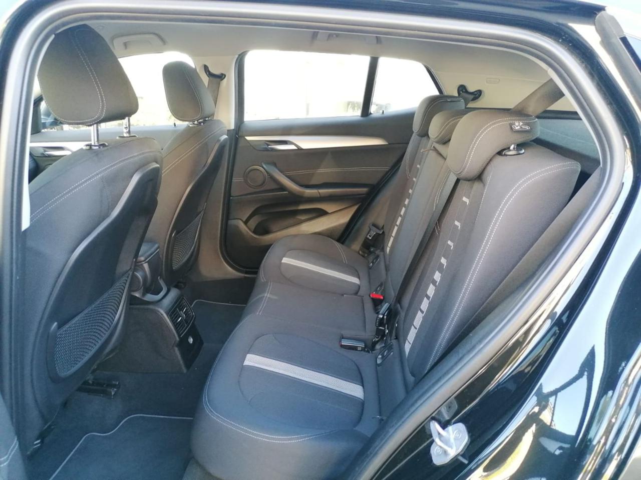 BMW X2 sDrive18d Business-X - 23