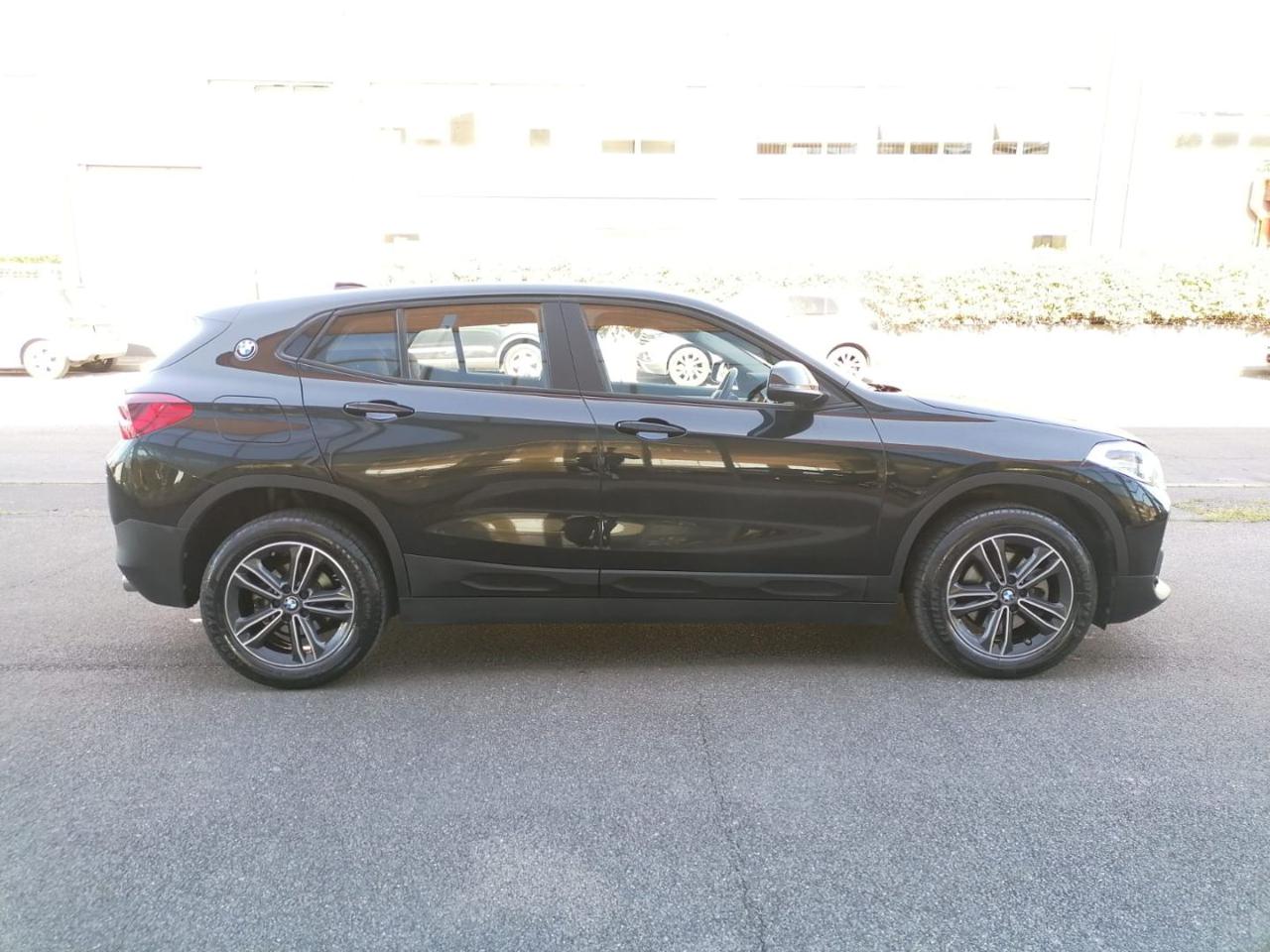 BMW X2 sDrive18d Business-X - 9