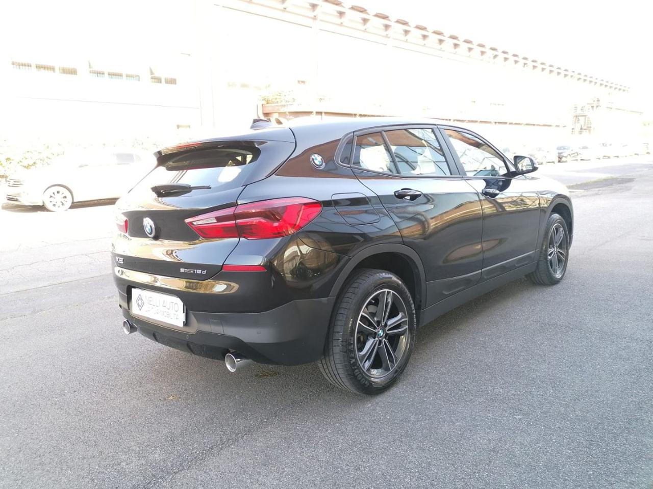 BMW X2 sDrive18d Business-X - 8