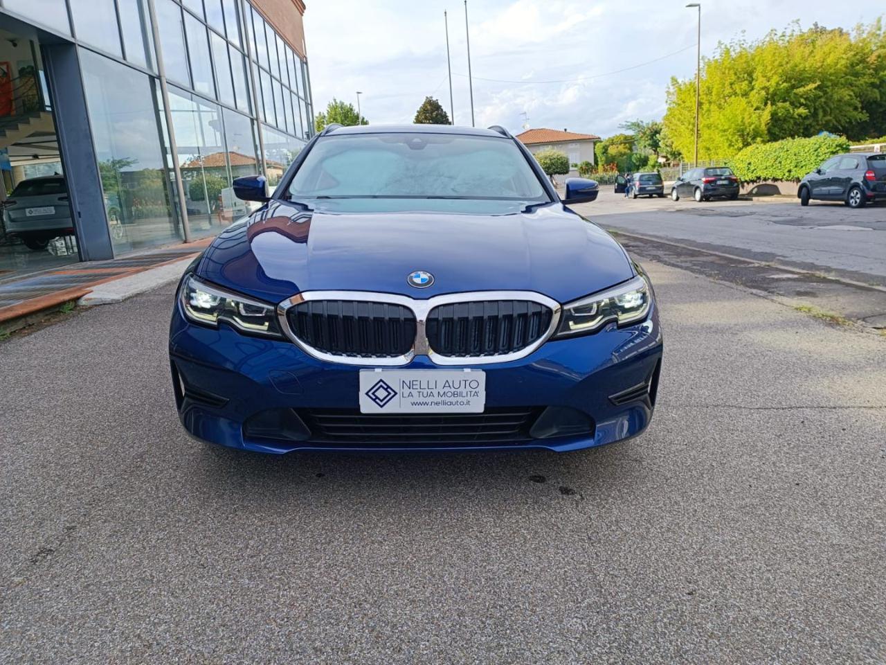 BMW 320 d 48V Touring Business Advantage - 27