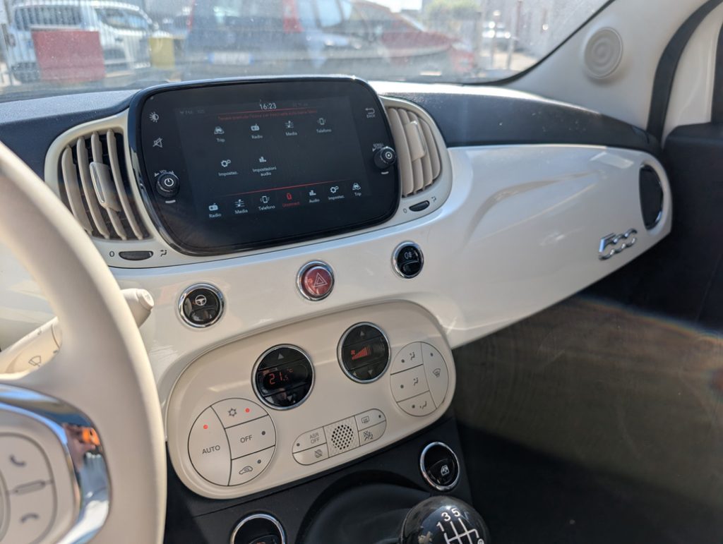 FIAT 500 1.0 Hybrid Dolcevita Aziendale - OK NEOPATENTATI - 12