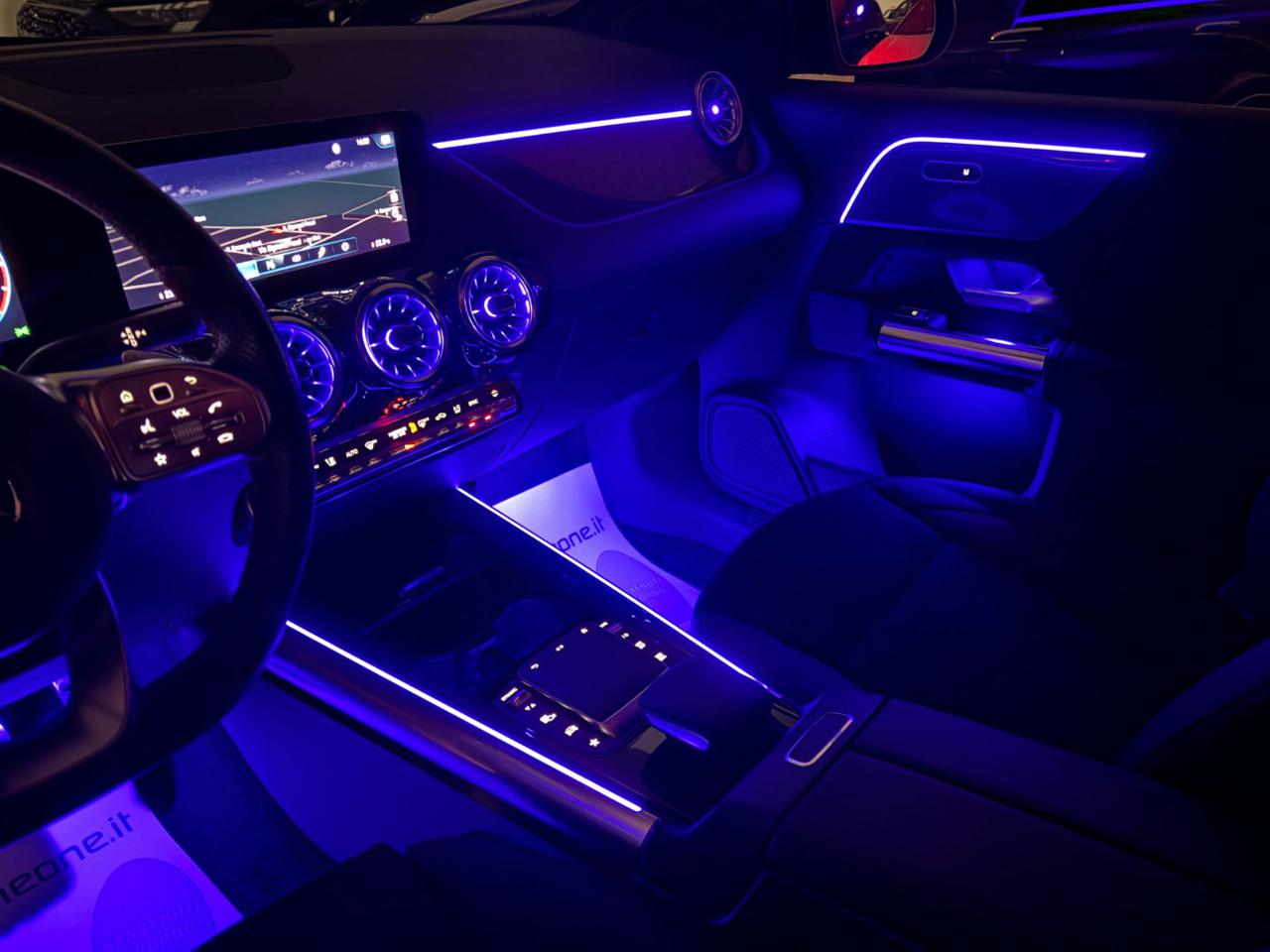 MERCEDES-BENZ GLA 200 d Automatic Premium Amg TETTO-PACK NIGHT - 37