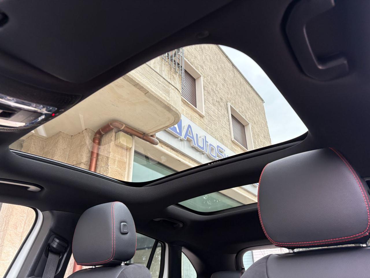 MERCEDES-BENZ GLA 200 d Automatic Premium Amg TETTO-PACK NIGHT - 43