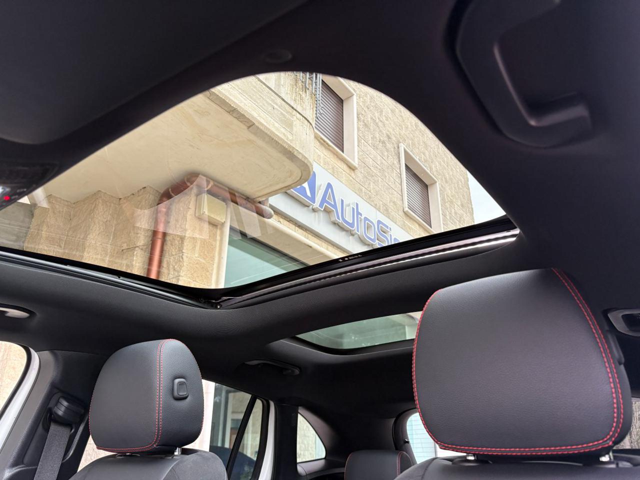 MERCEDES-BENZ GLA 200 d Automatic Premium Amg TETTO-PACK NIGHT - 41