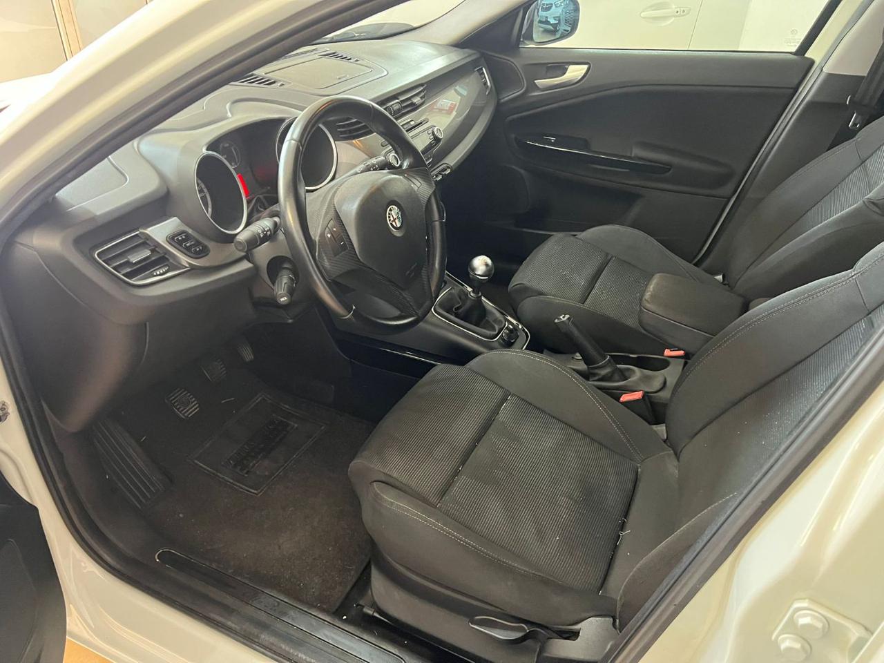 ALFA ROMEO Giulietta 2.0 JTDm-2 170 CV Distinctive - 11