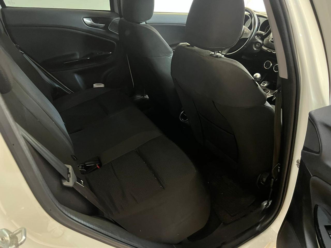 ALFA ROMEO Giulietta 2.0 JTDm-2 170 CV Distinctive - 14