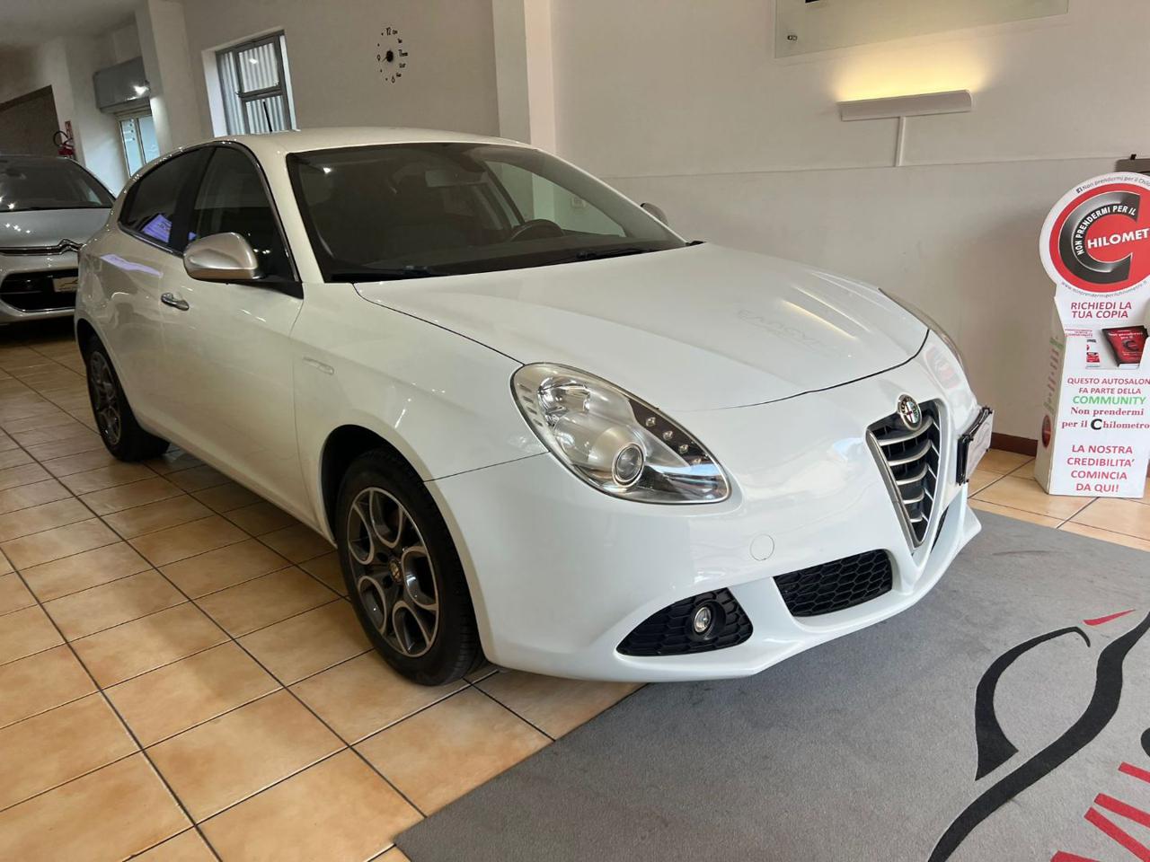 ALFA ROMEO Giulietta 2.0 JTDm-2 170 CV Distinctive - 4