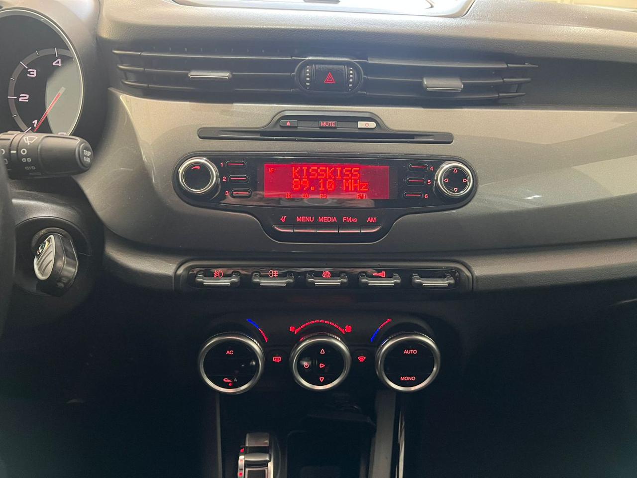 ALFA ROMEO Giulietta 2.0 JTDm-2 170 CV Distinctive - 15