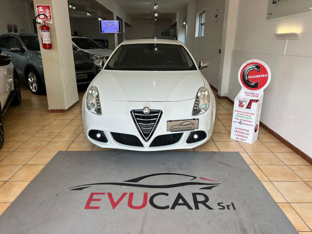 ALFA ROMEO Giulietta 2.0 JTDm-2 170 CV Distinctive - 8