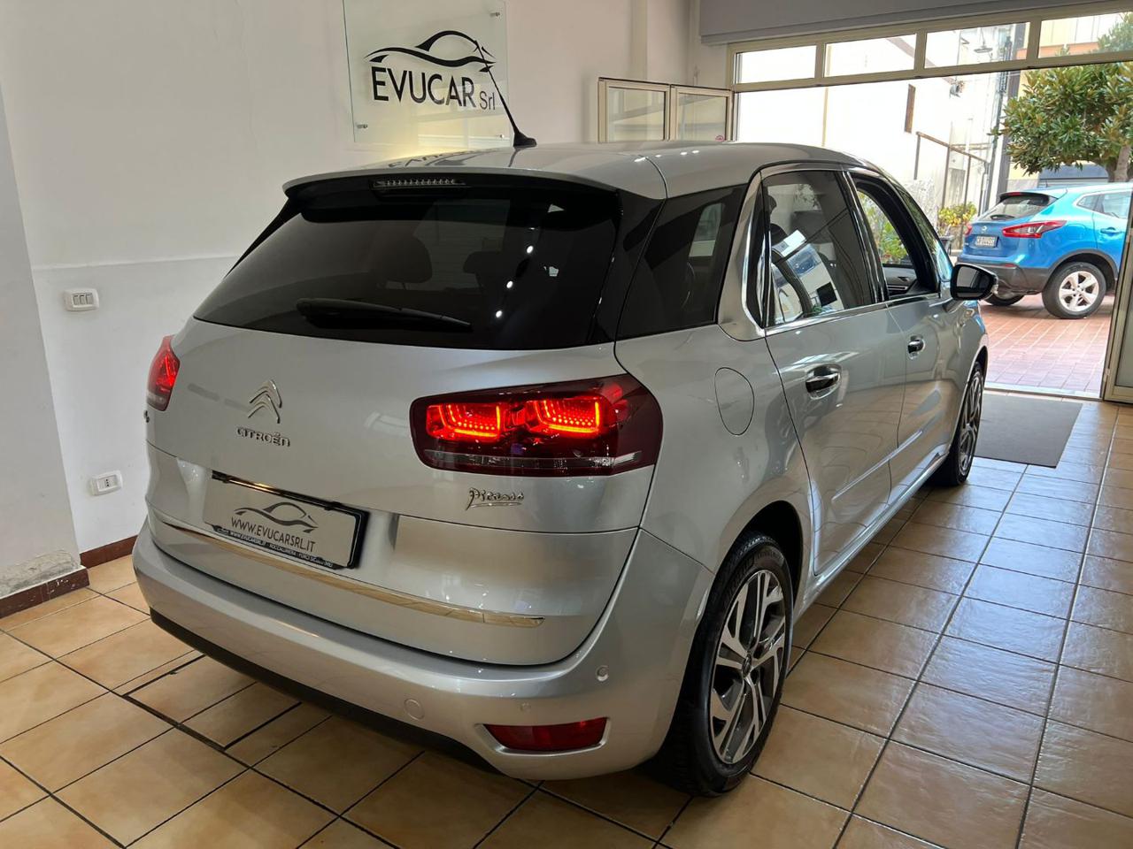 CITROEN C4 Picasso 1.6 e-HDi 115 ETG6 Exclusive - 10