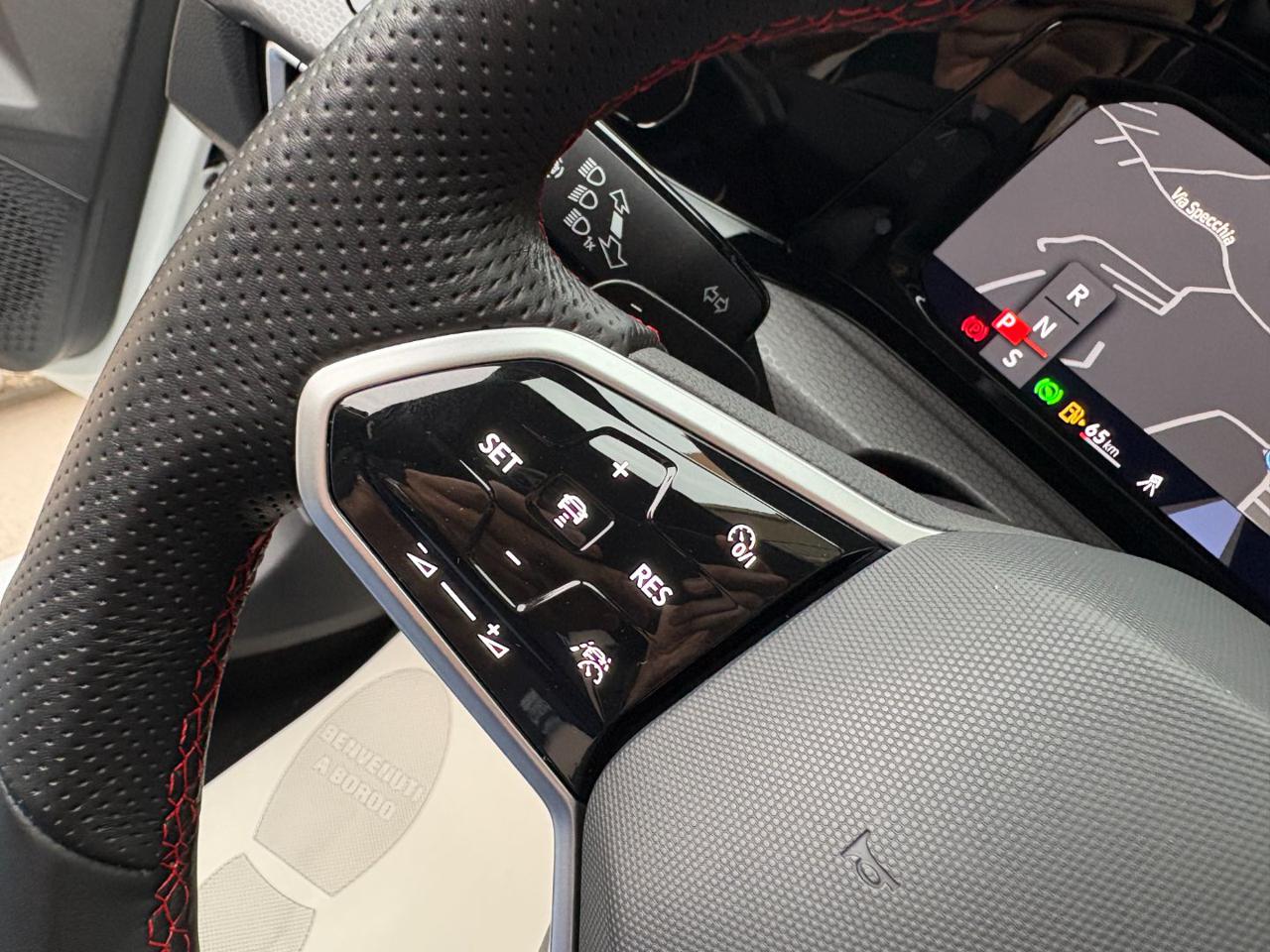 VOLKSWAGEN Golf GTI 2.0 TSI DSG TETTO-LED-PELLE-CERCHI 19. - 26