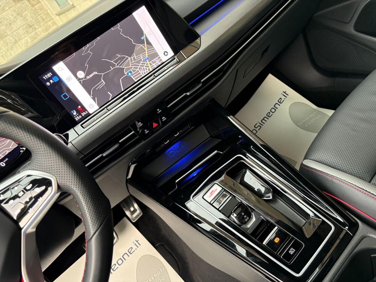 VOLKSWAGEN Golf GTI 2.0 TSI DSG TETTO-LED-PELLE-CERCHI 19. - 25