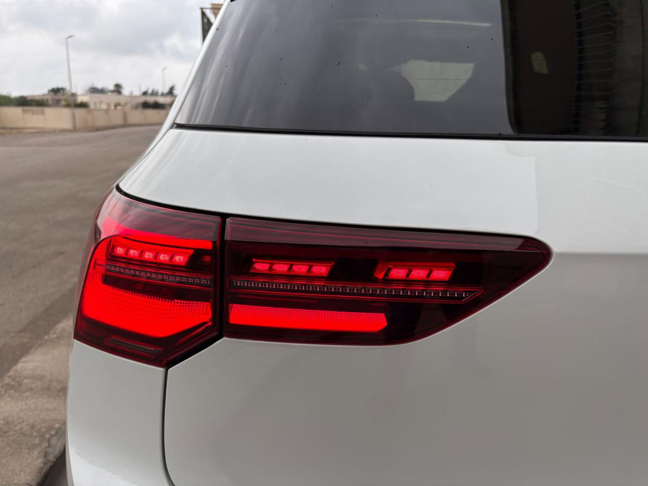 VOLKSWAGEN Golf GTI 2.0 TSI DSG TETTO-LED-PELLE-CERCHI 19. - 32