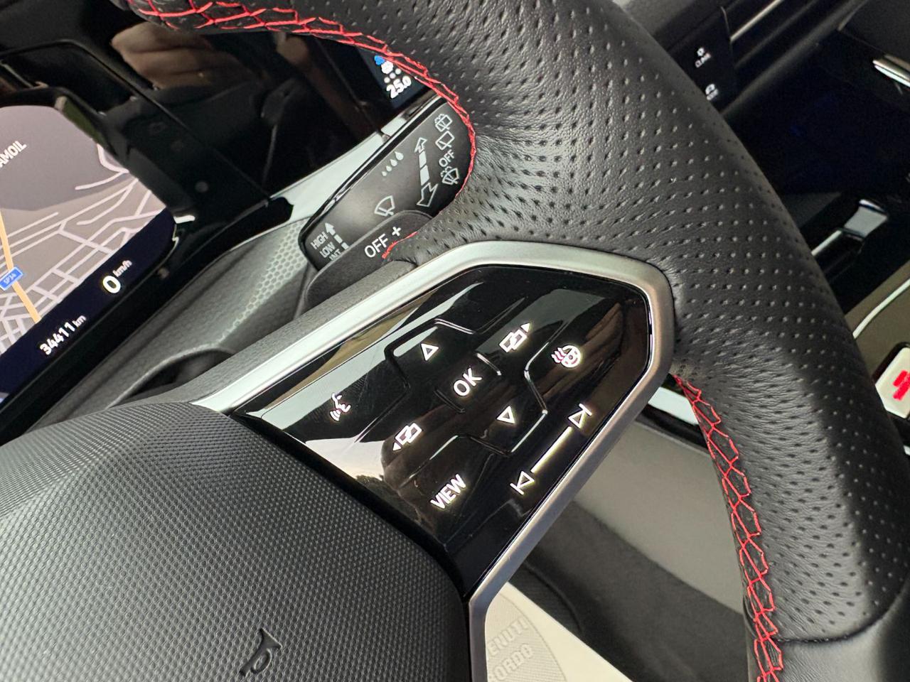 VOLKSWAGEN Golf GTI 2.0 TSI DSG TETTO-LED-PELLE-CERCHI 19. - 27