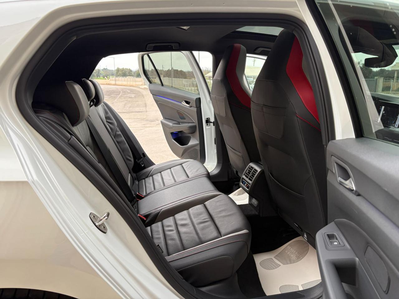 VOLKSWAGEN Golf GTI 2.0 TSI DSG TETTO-LED-PELLE-CERCHI 19. - 13