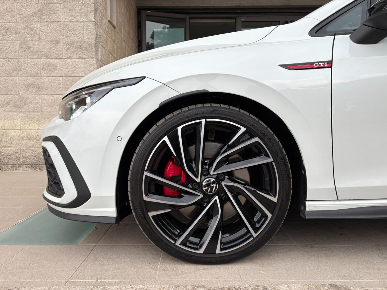 VOLKSWAGEN Golf GTI 2.0 TSI DSG TETTO-LED-PELLE-CERCHI 19. - 34