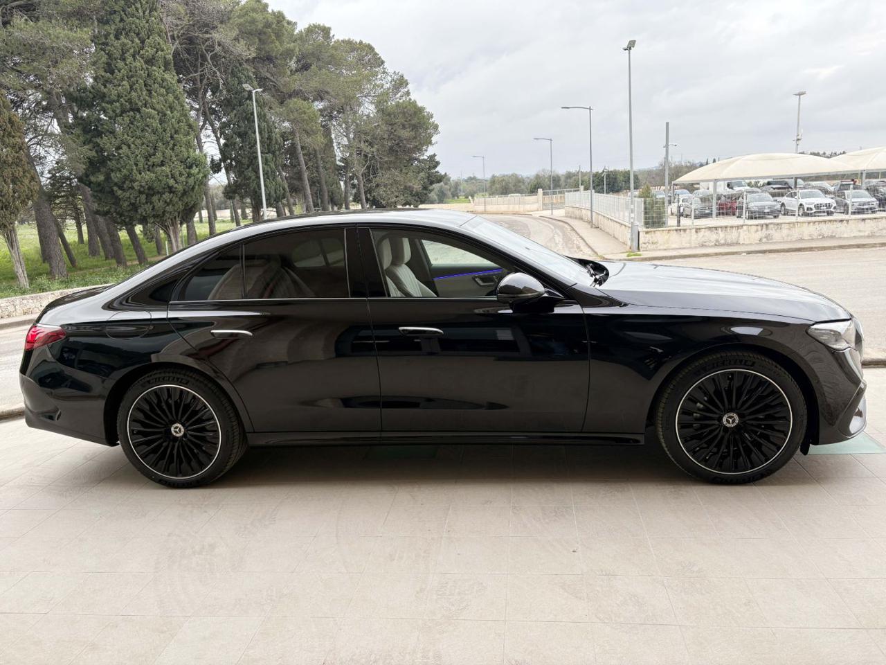 MERCEDES-BENZ E 300 de hybrid EQ 4Matic AMG Line Premium. - 4