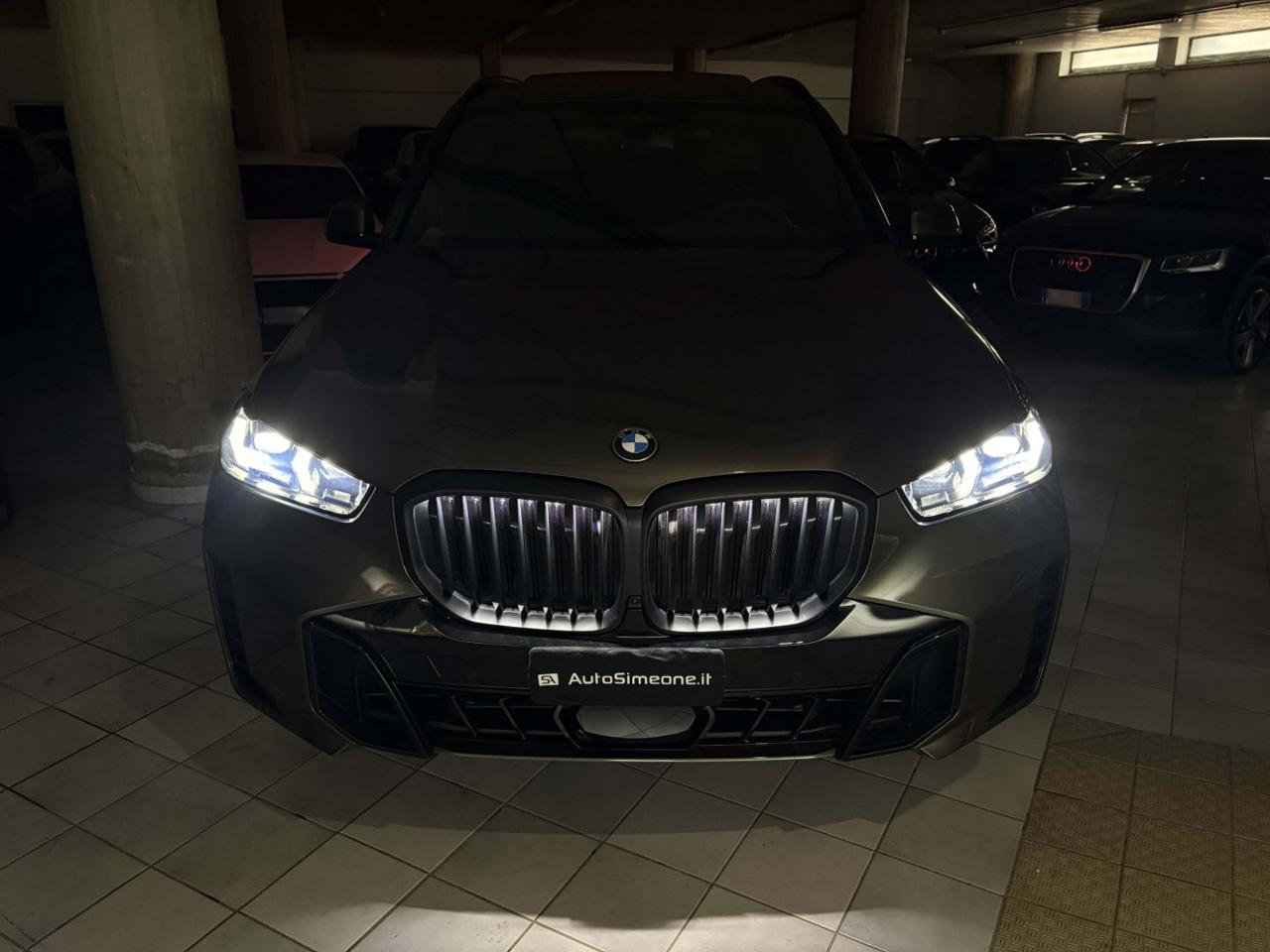 BMW X5 xDrive30d 48V Msport Pro con soli 3563 km. - 27