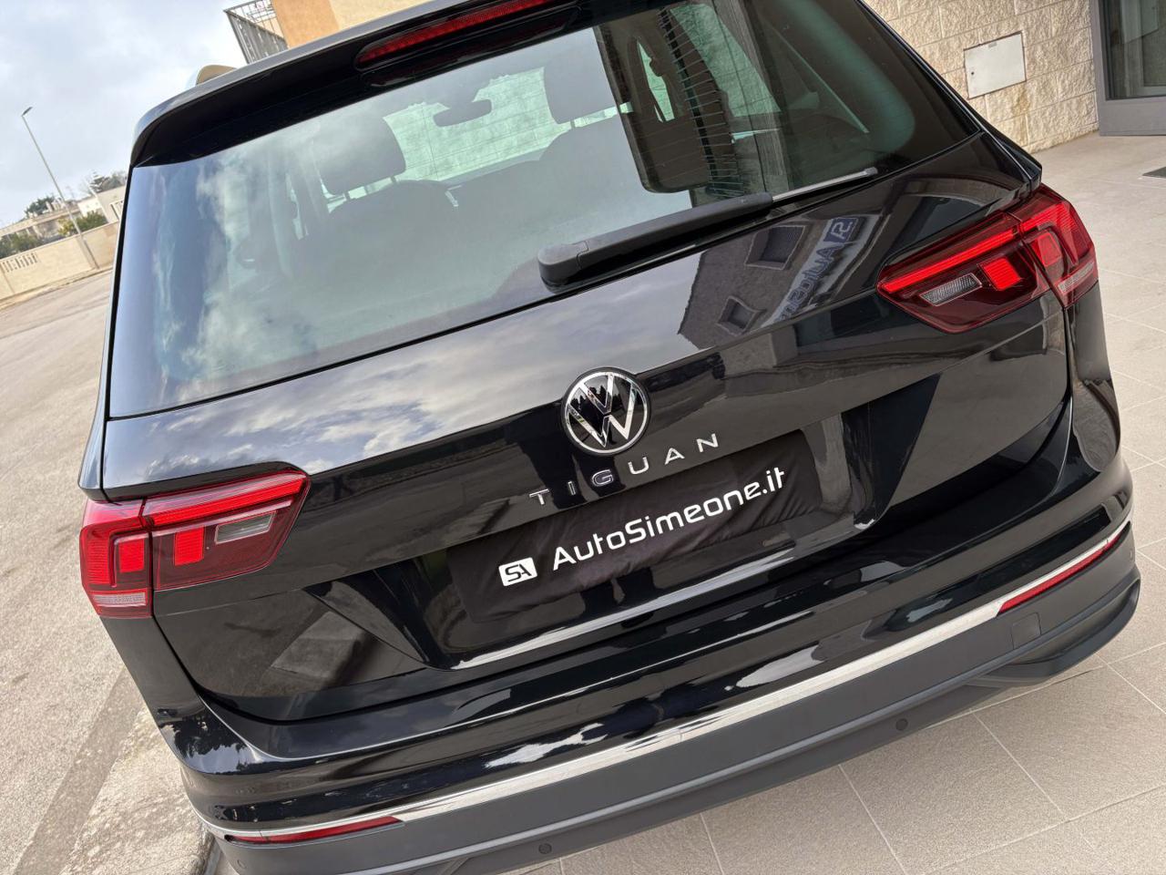 VOLKSWAGEN Tiguan 2.0 TDI 150 CV SCR DSG Life - 29