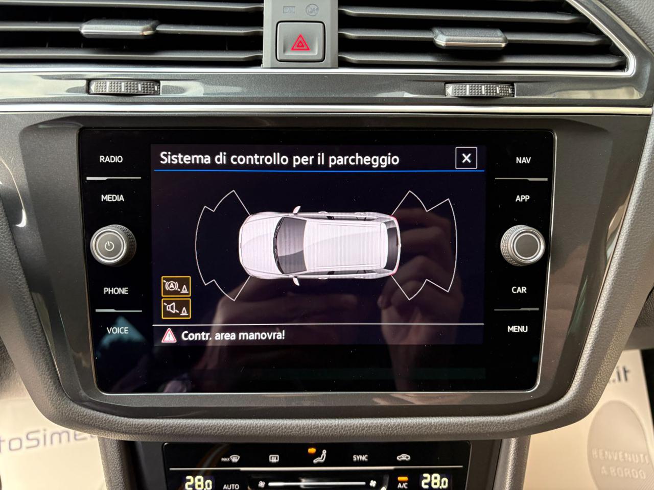 VOLKSWAGEN Tiguan 2.0 TDI 150 CV SCR DSG Life - 24