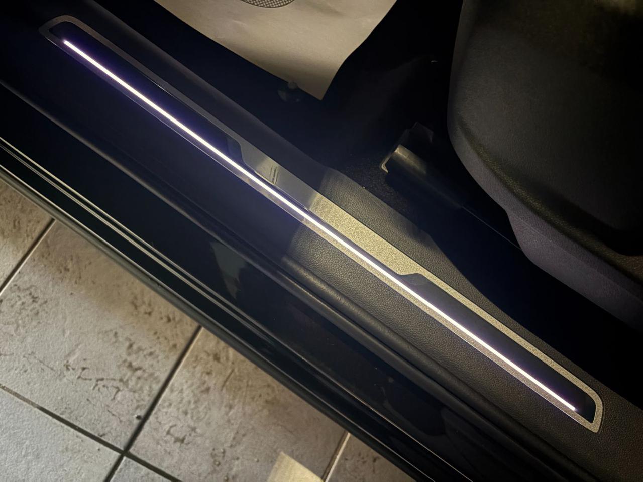 VOLKSWAGEN Tiguan 2.0 TDI 150 CV SCR DSG Life - 27