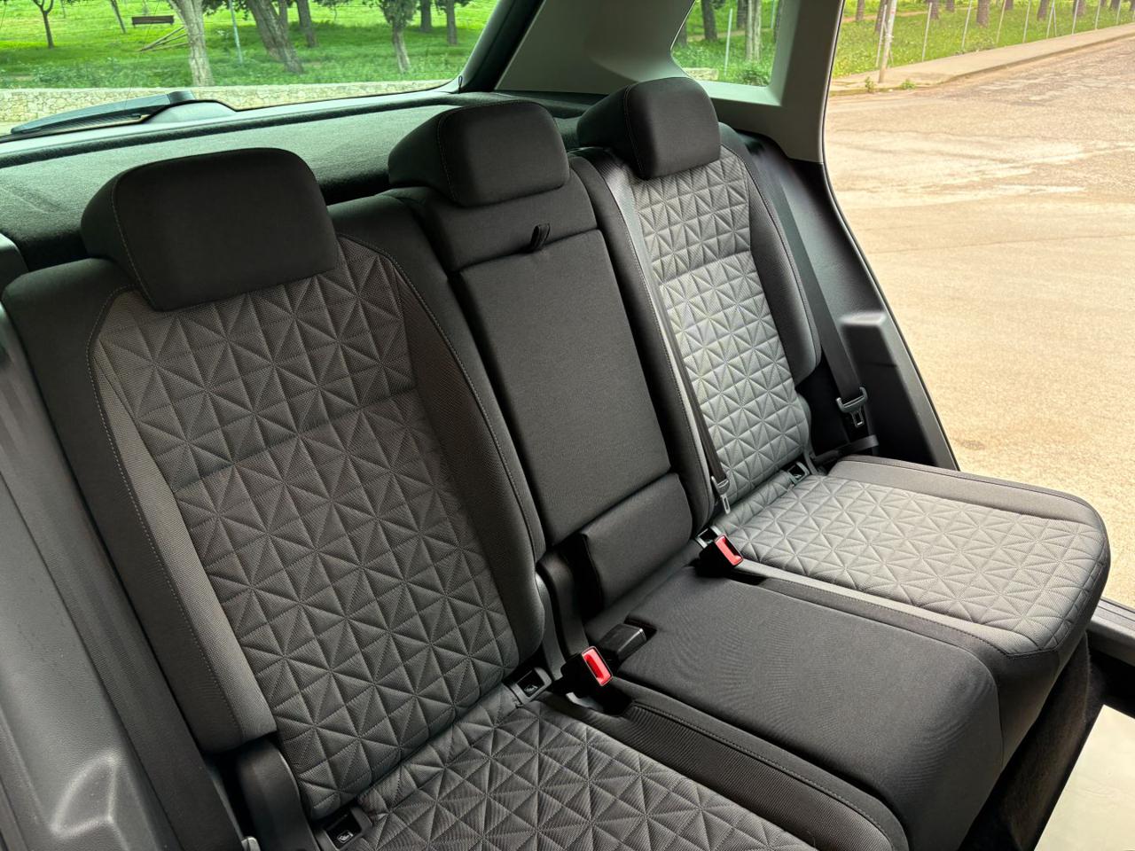 VOLKSWAGEN Tiguan 2.0 TDI 150 CV SCR DSG Life - 18