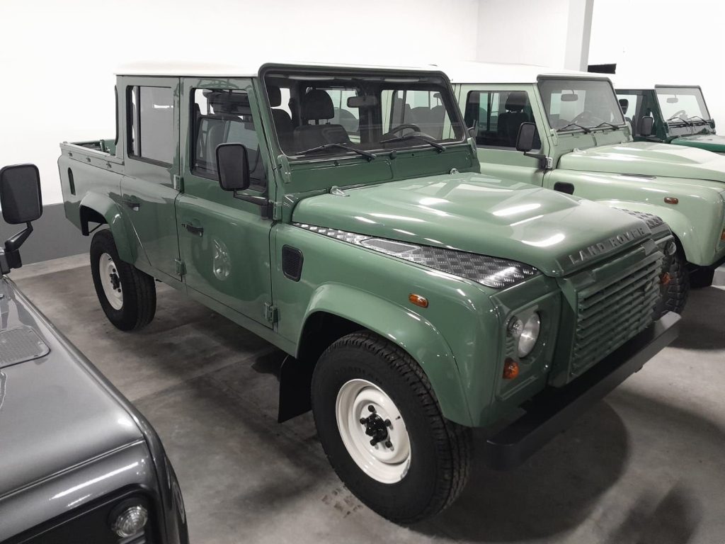LAND ROVER Defender Defender 110 2.4 TD4 CrewCab AUTOCARRO - 3