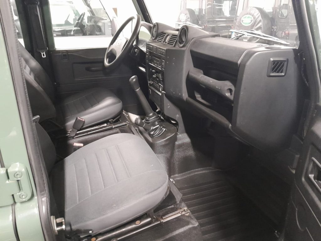 LAND ROVER Defender Defender 110 2.4 TD4 CrewCab AUTOCARRO - 9