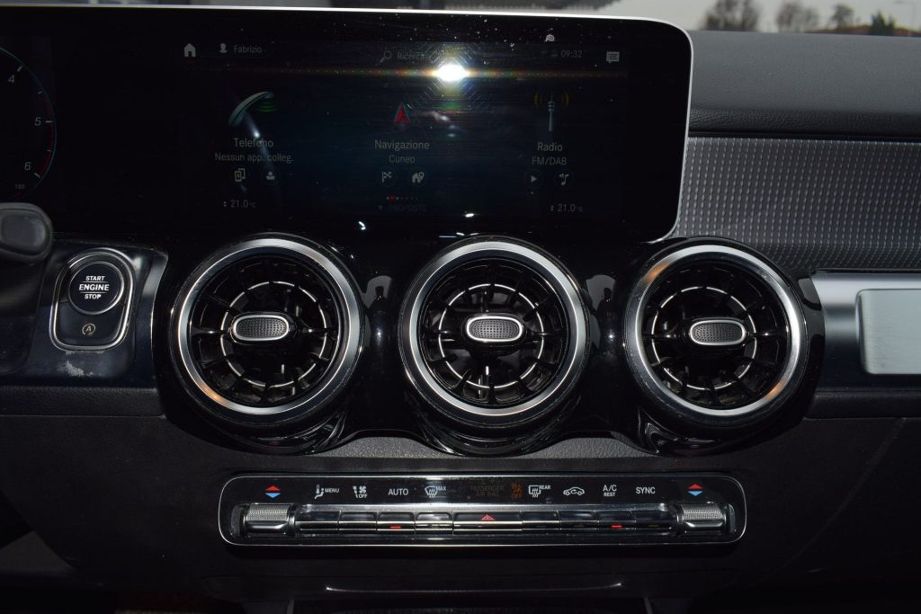 MERCEDES-BENZ GLB 200 GLB 200 d Automatic 4Matic NETTO IVA / IVA ESPOSTA - 11