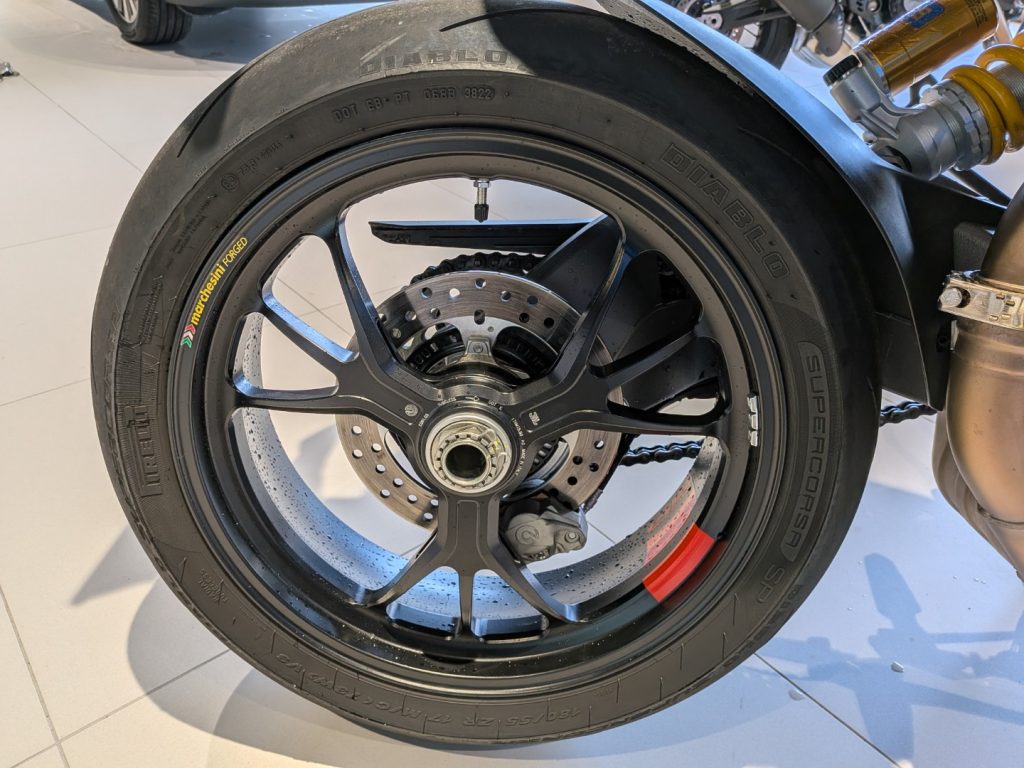 DUCATI Hypermotard SP SPECIAL - 17