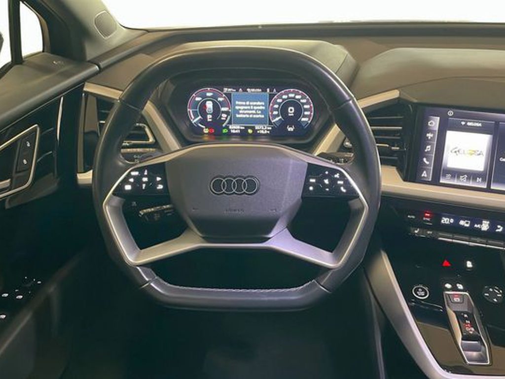 AUDI Q4 e-tron 40 business advanced - 9